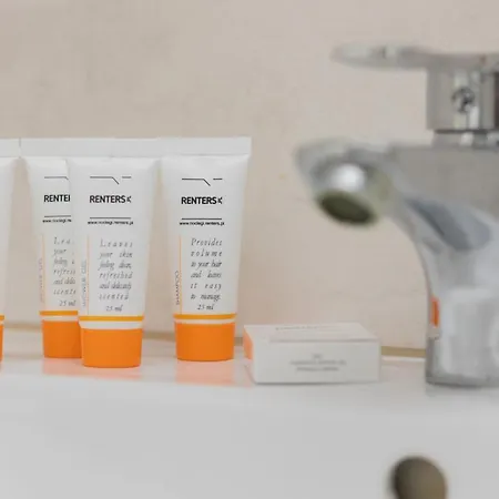 Light With Balcony By Renters ורשה